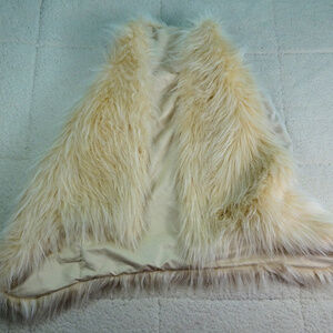 SimplyVera Vera WangFaux Fur Shawl Size S/M